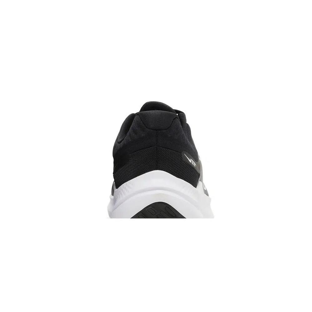 Кроссовки Nike Wmns Quest 5 'Black Iron Grey' 7
