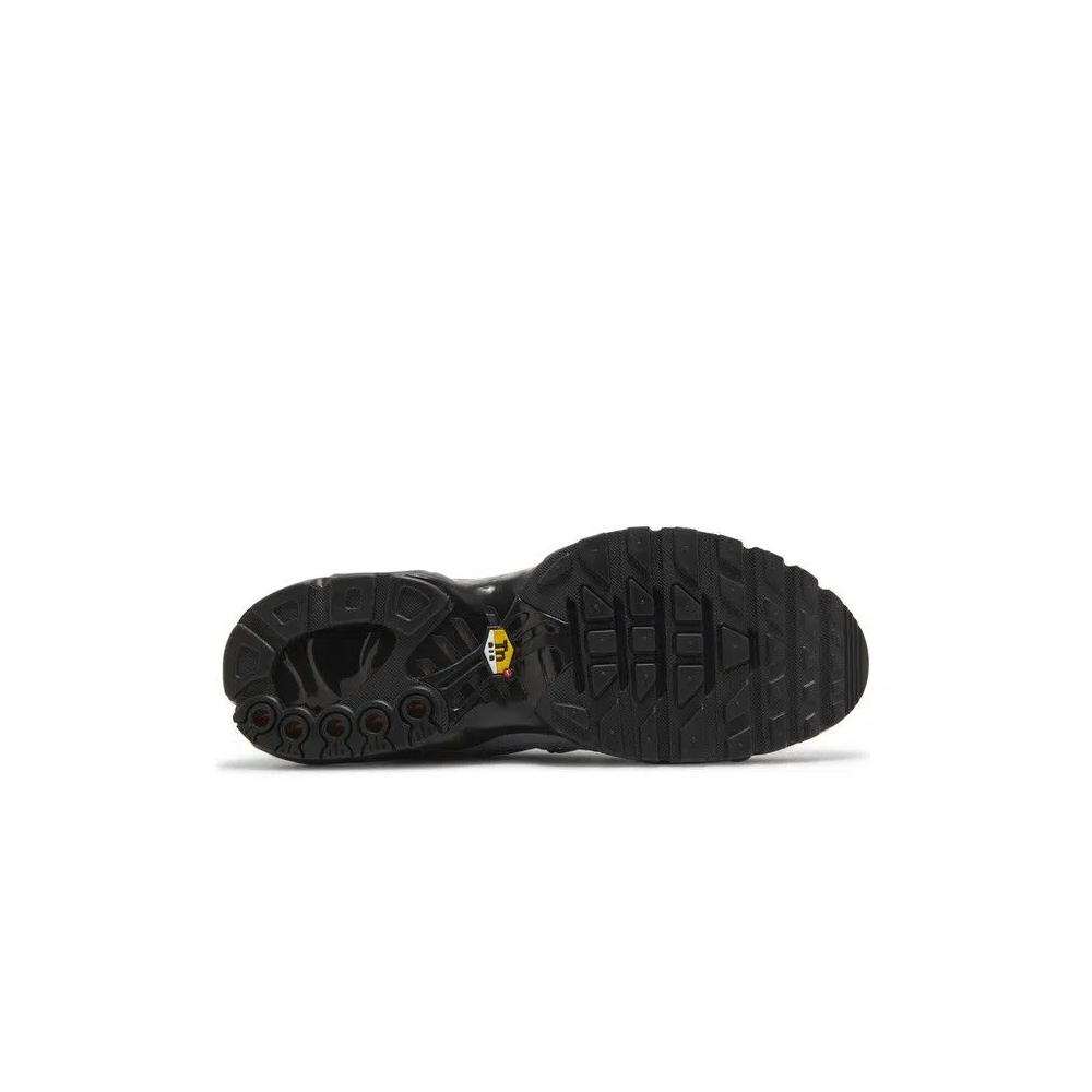 Кроссовки Nike Air Max Plus Utility 'Wolf Grey Black' 4