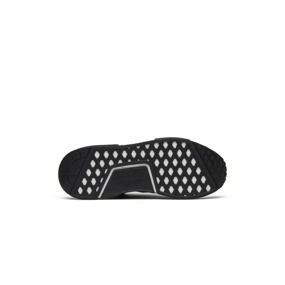 Кроссовки Adidas NMD_R1 'Triple Black Reflective' 4