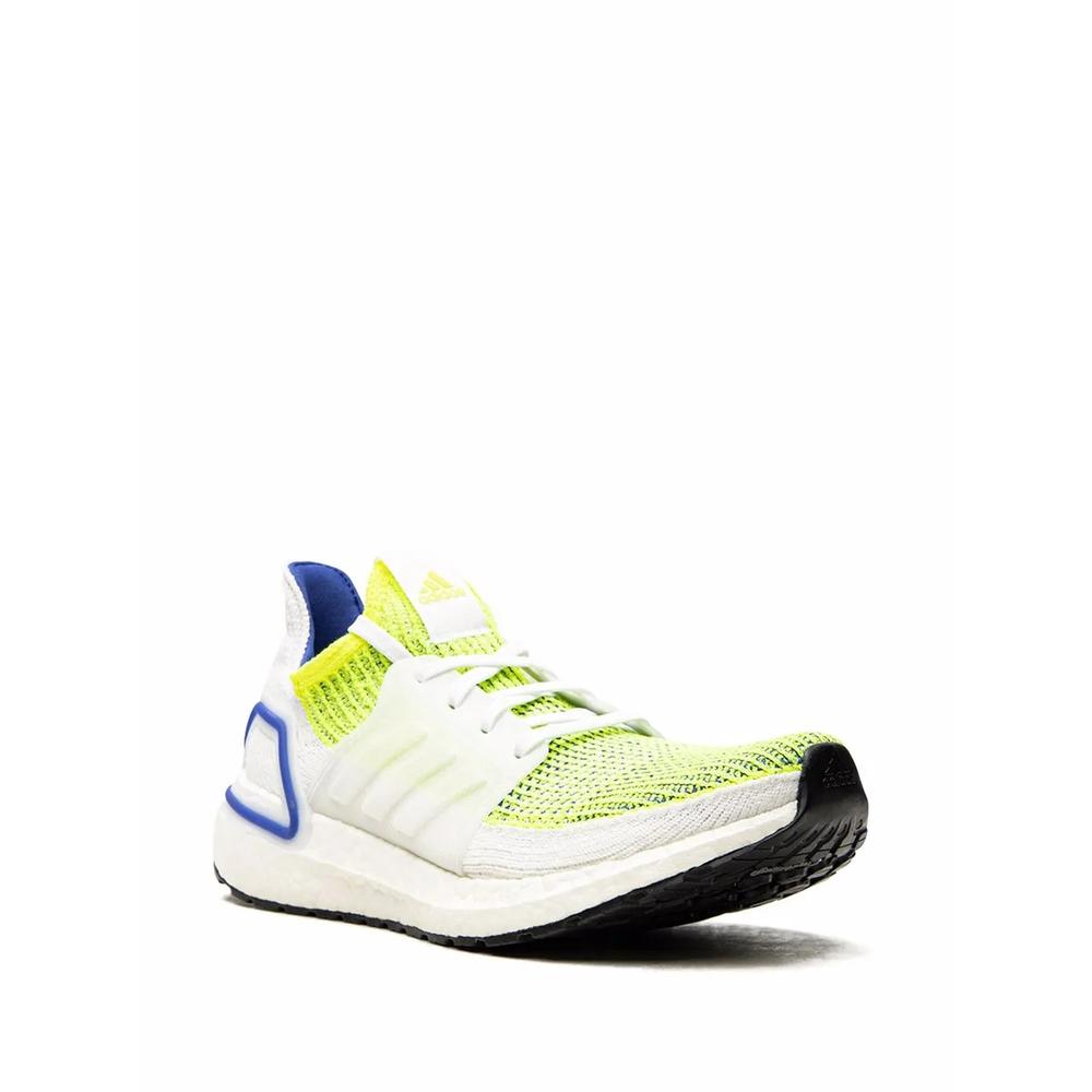 Кроссовки Ultraboost 18 из коллаборации с SNS 2