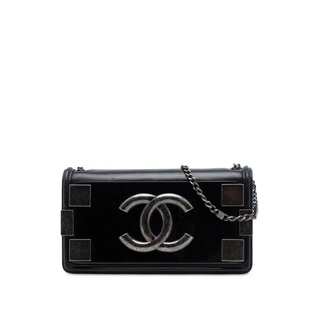 2013-2014 Lambskin and Acrylic Boy Brick Horizontal Flap crossbody bag 1