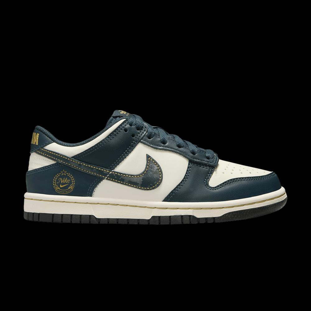 Кроссовки Nike Dunk Low GS 'Deep Jungle' 1