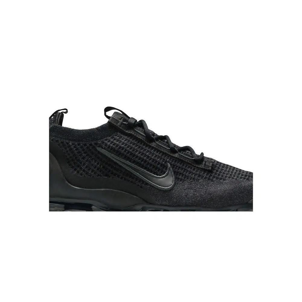 Кроссовки Nike Air VaporMax 2021 Flyknit 'Triple Black' 2