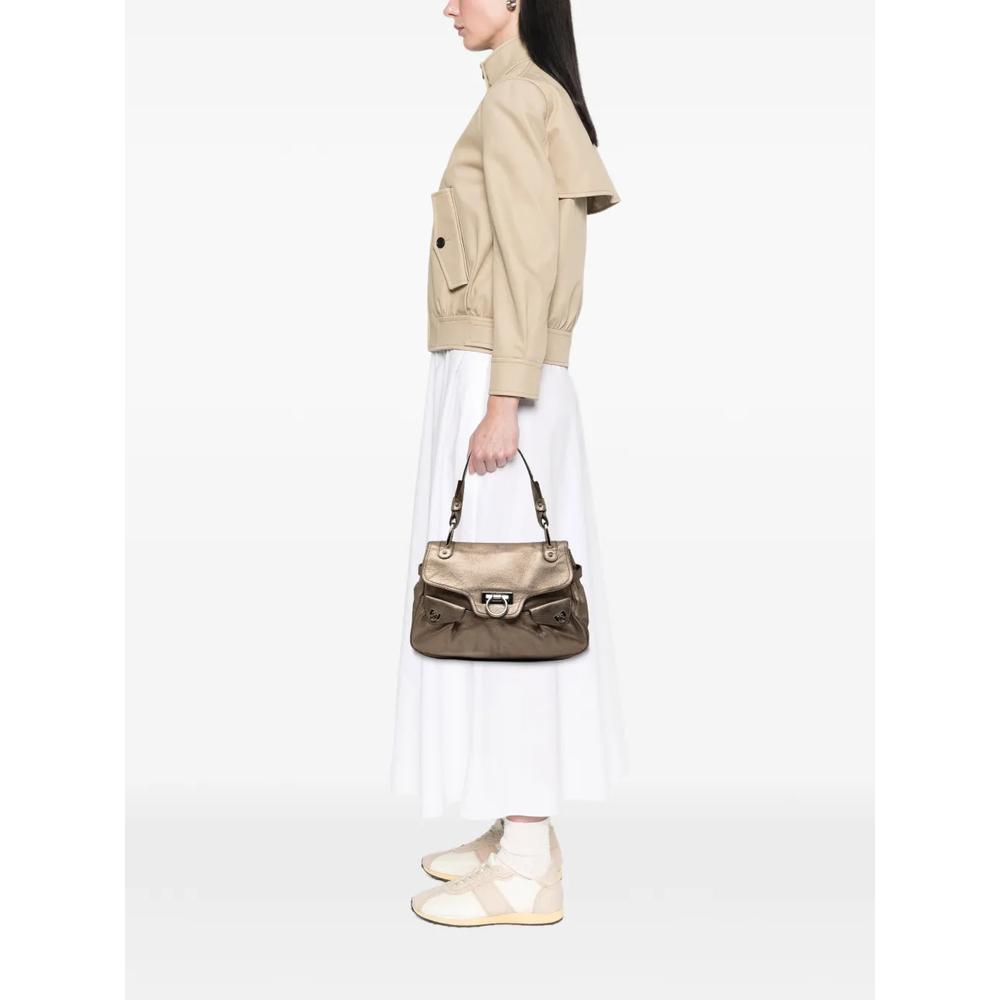 Сумка на плечо Metallic Leather с декором Gancini (2010-2026 годы) 2