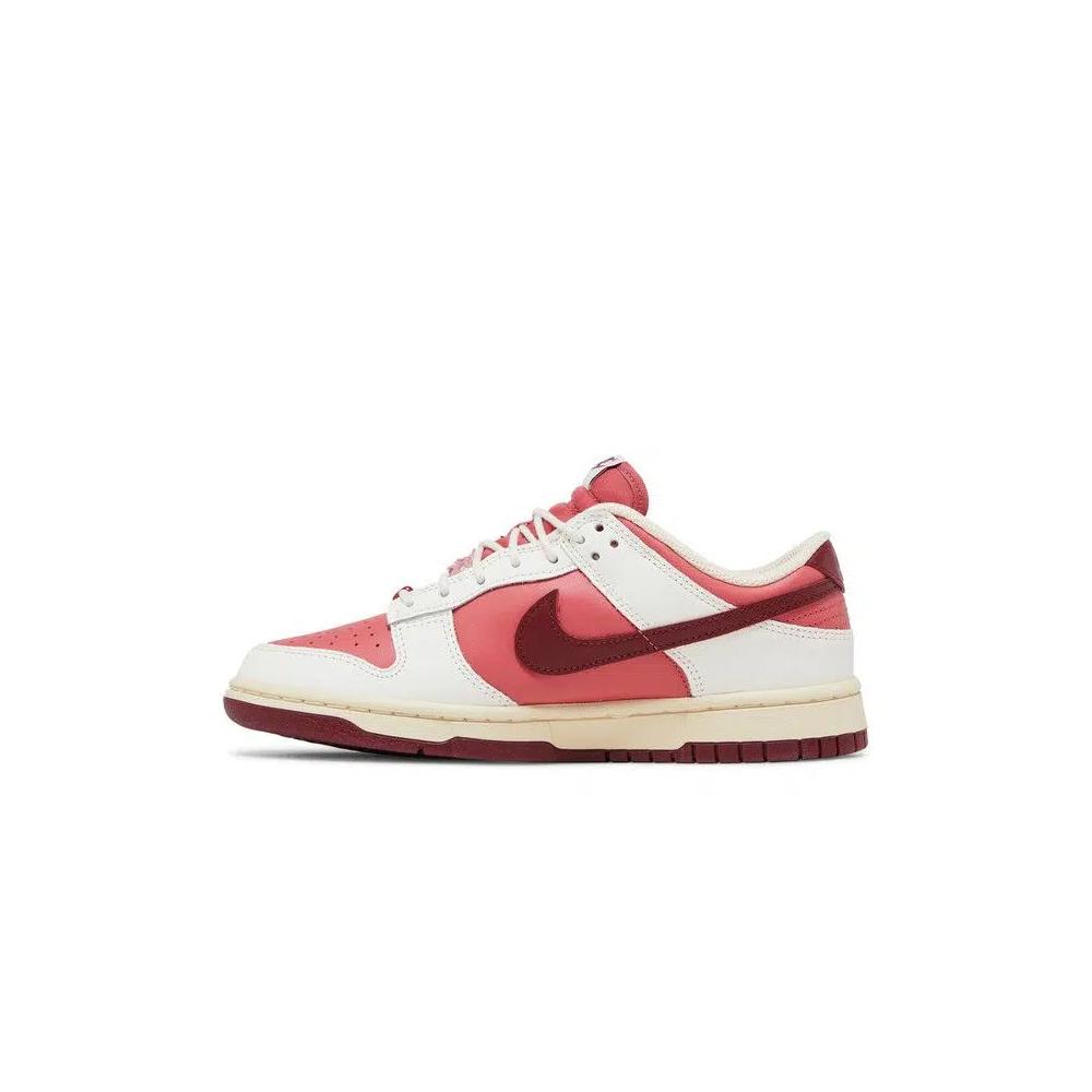 Кроссовки Nike Wmns Dunk Low 'Valentine's Day 2024 Alternate' 3