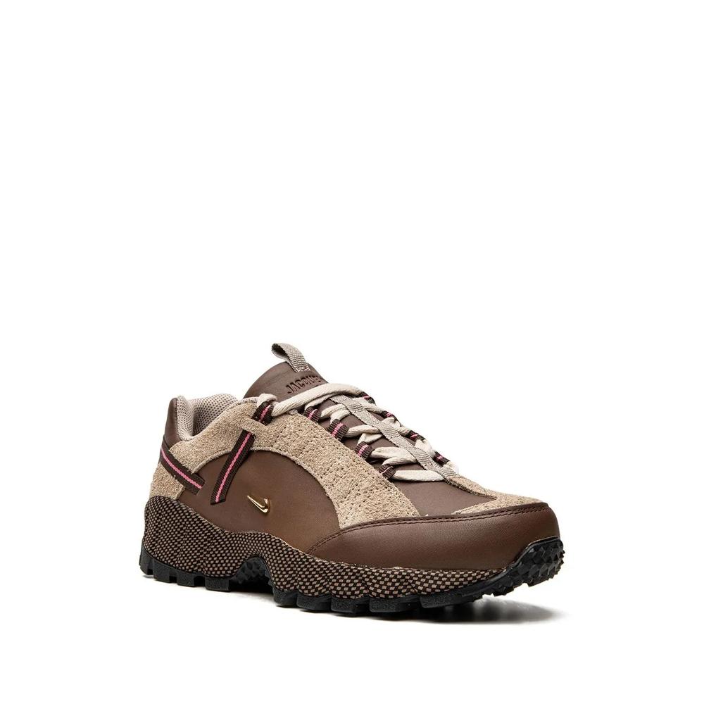 Кроссовки Air Humara LX Brown из коллаборации с Jacquemus 2