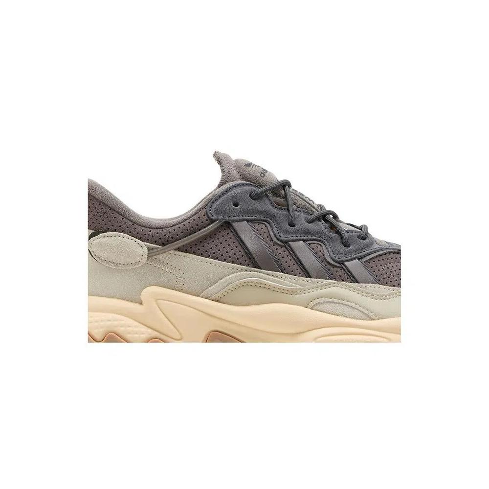 Кроссовки adidas Ozweego TR 'Charcoal Sand Strata' 2