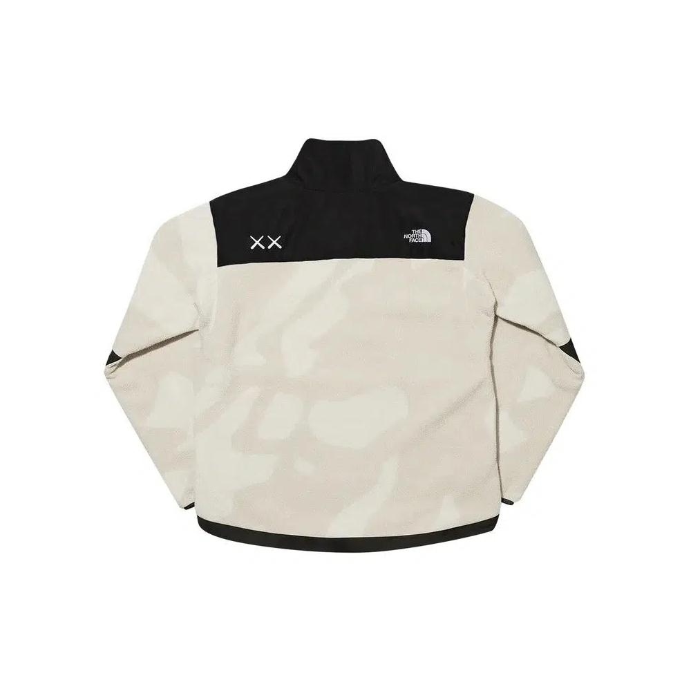 Куртки The North Face x KAWS Retro 1995 Denali Jacket 'Moonlight Ivory' 2