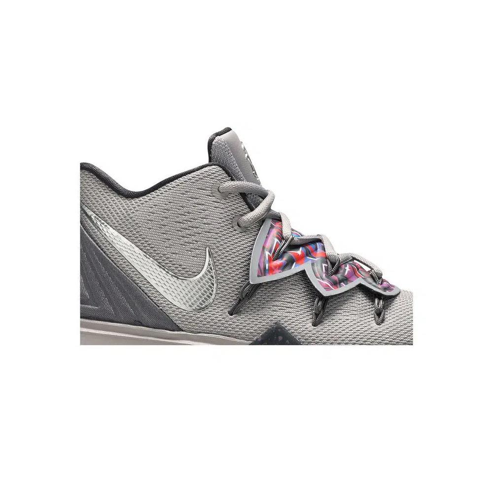Кроссовки Nike Kyrie 5 BG 'Graffiti' 2