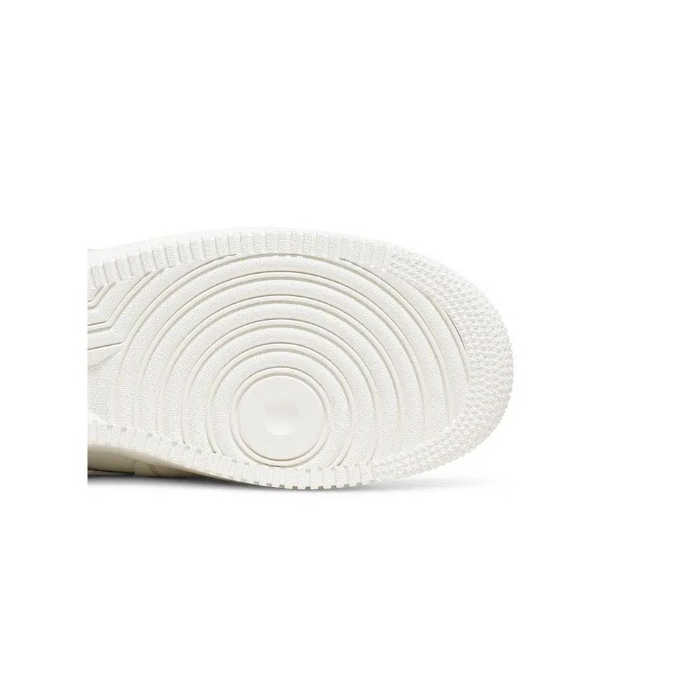 Кроссовки Comme des Garçons x Nike Air Force 1 Mid «Triple White» 5