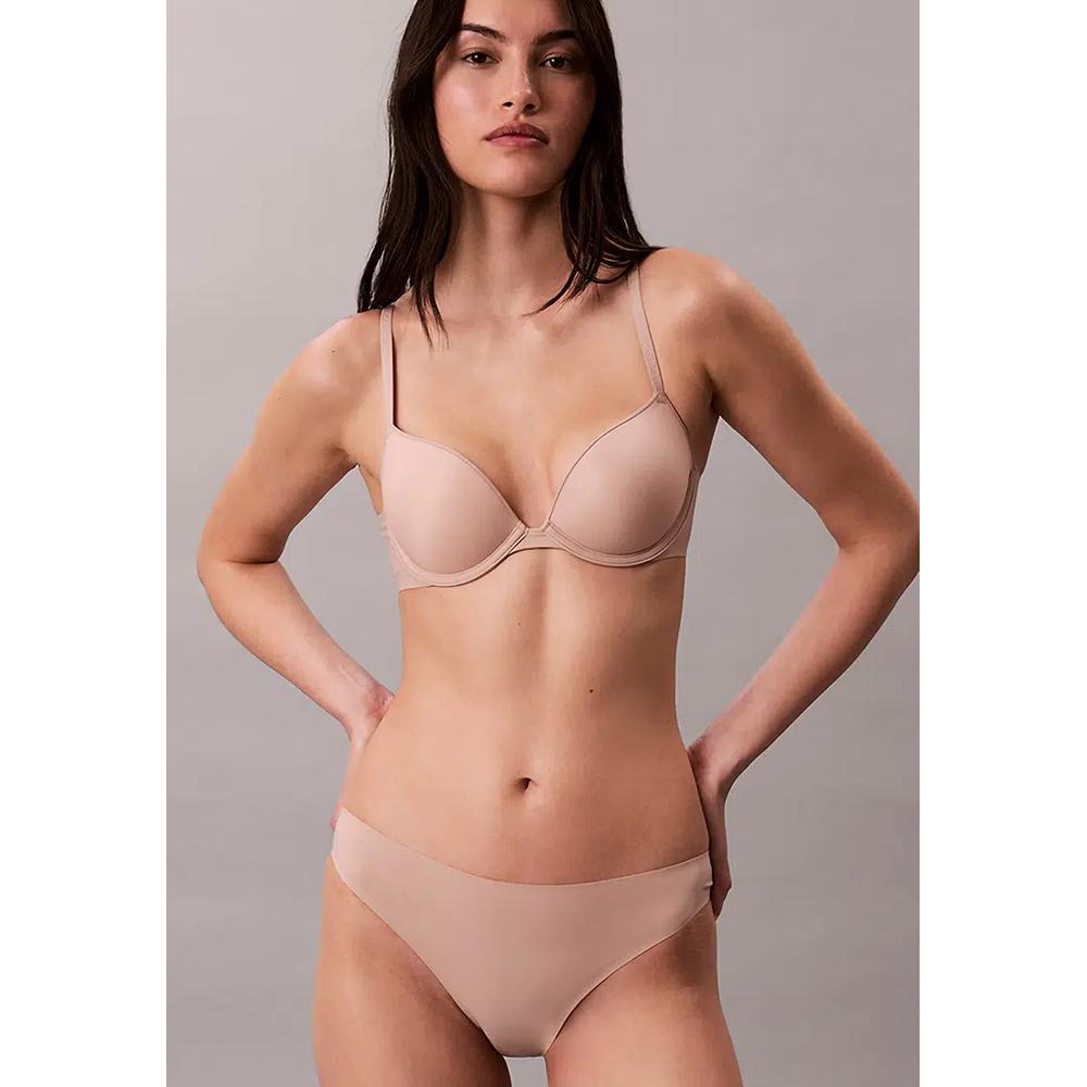 Идеально сидящий ультралегкий бюстгальтер push-up demi - Calvin Klein Underwear 1