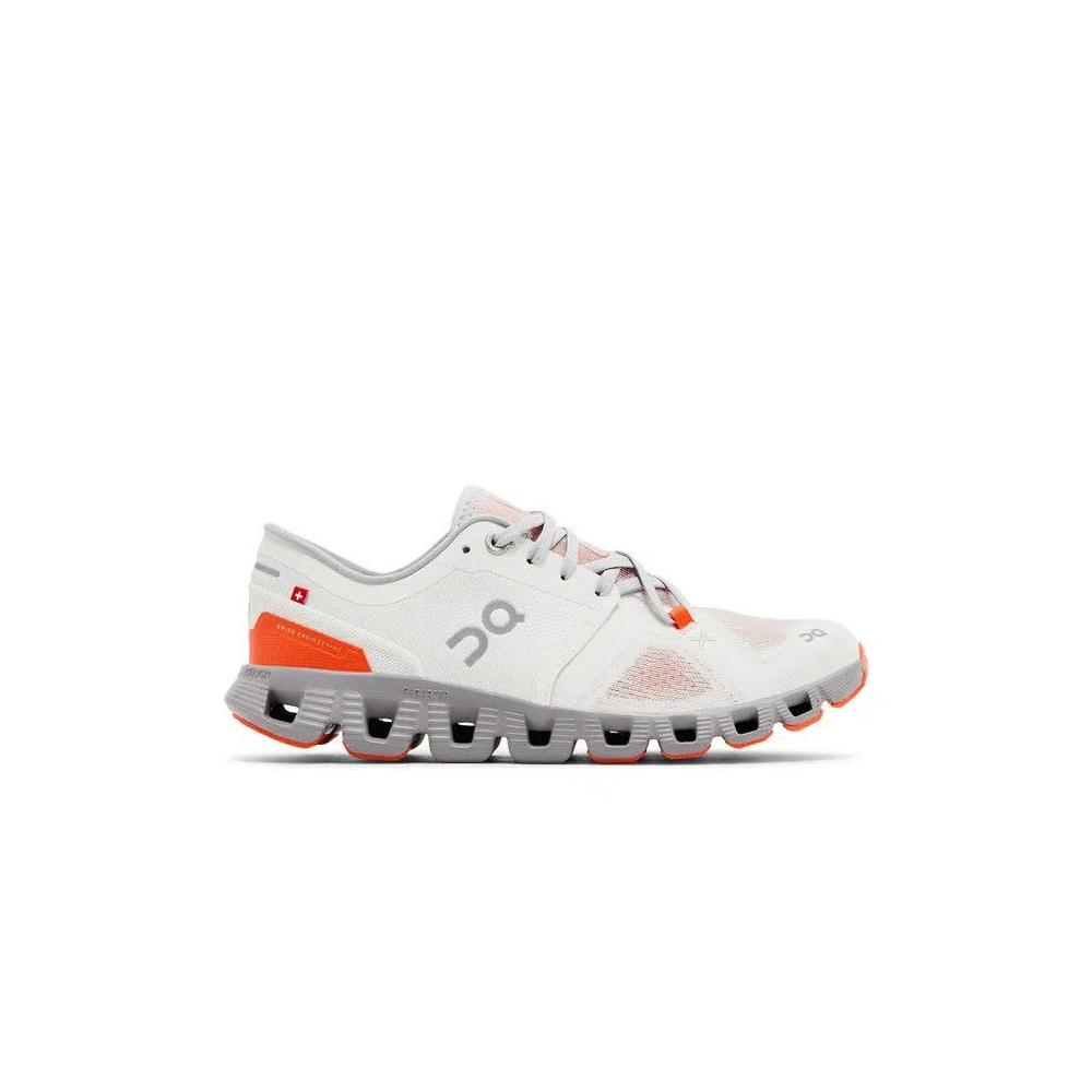 Кроссовки ON Wmns Cloud X 3 'Слоновая кость сплав' 1