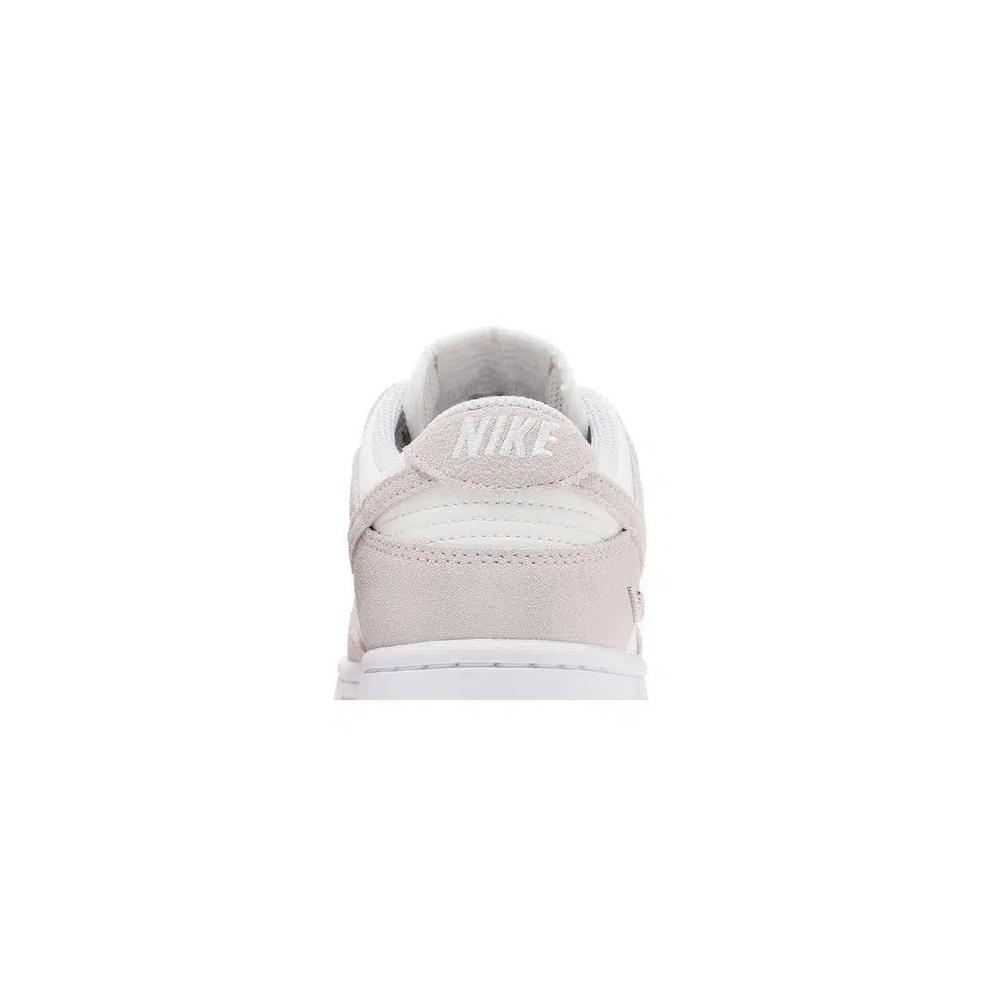 Кроссовки Nike Wmns Dunk Low SE 'Sail White Metallic Silver' 7