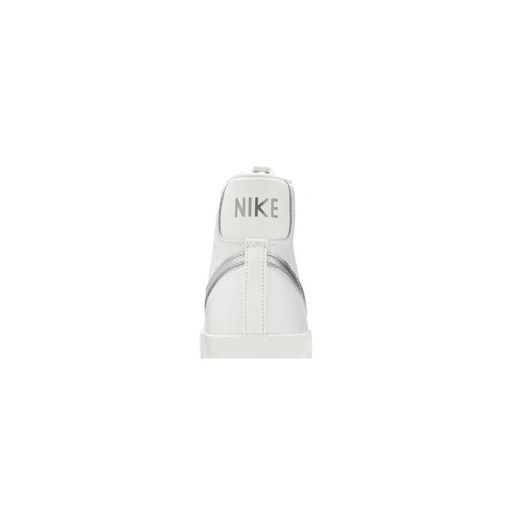 Кроссовки Nike Wmns Blazer Mid '77 'White Silver Metallic' 7
