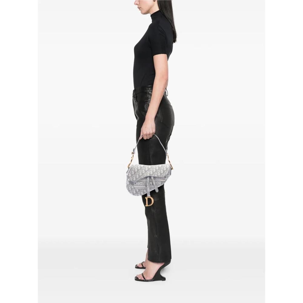 Сумка на плечо Oblique Embroidered Canvas Saddle Bag (2020 год) 2