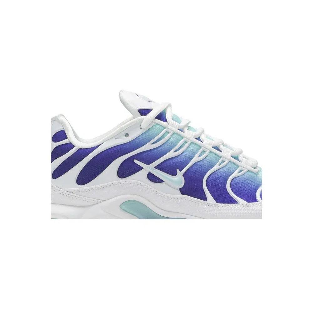 Кроссовки Nike Wmns Air Max Plus TN SE 'Bleached Aqua' 2