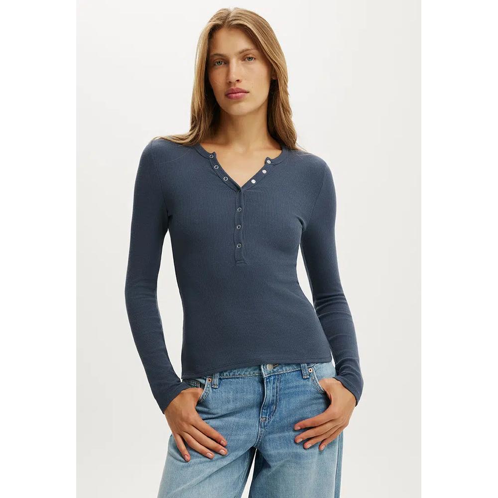 Топ с длинным рукавом Blake Henley 1