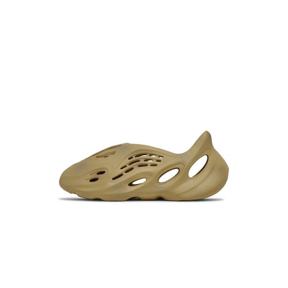 Кроссовки Lifestyle adidas Yeezy Foam Runner 'Desert Sand' 3