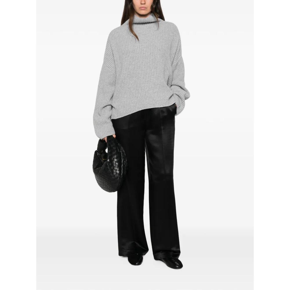 curved-hem sweater 2