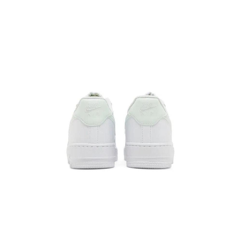 Кроссовки Nike Wmns Air Force 1 '07 Next Nature 'White Barely Green' 6