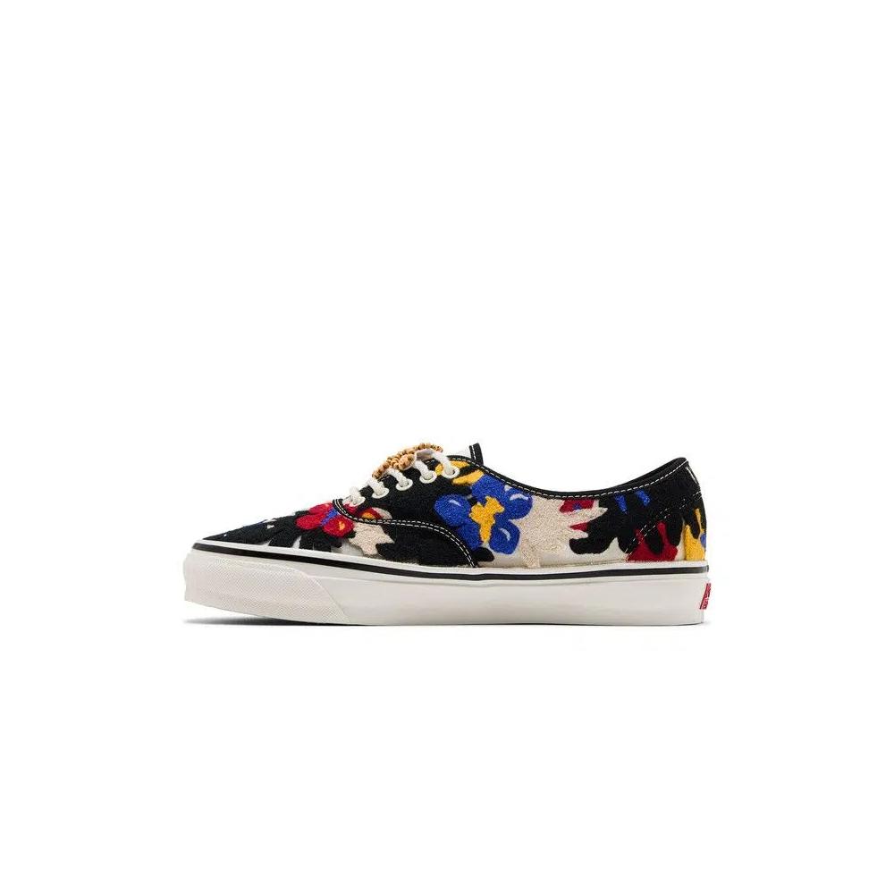 Повседневные кроссовки Vans Premium Authentic Needlework 'White Red Blue' 3