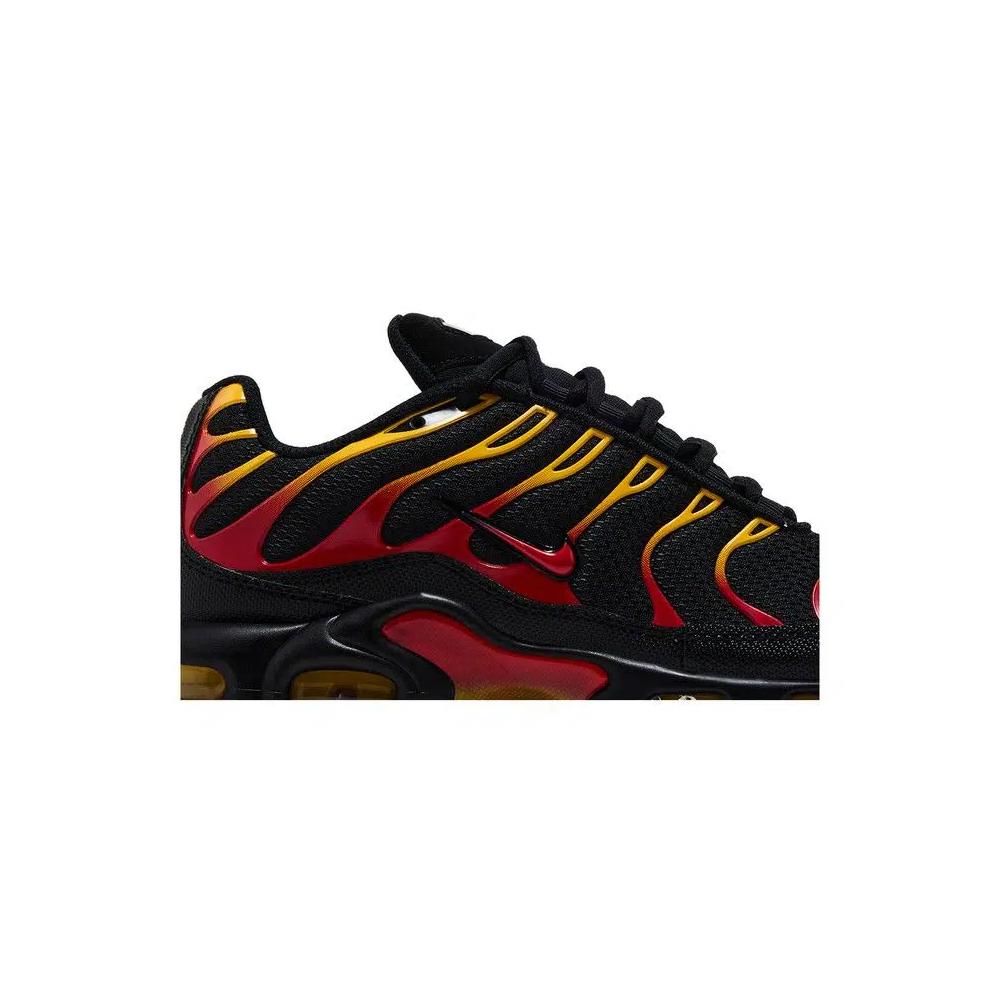 Кроссовки Lifestyle Running Nike Air Max Plus 'Black University Gold Red' 2
