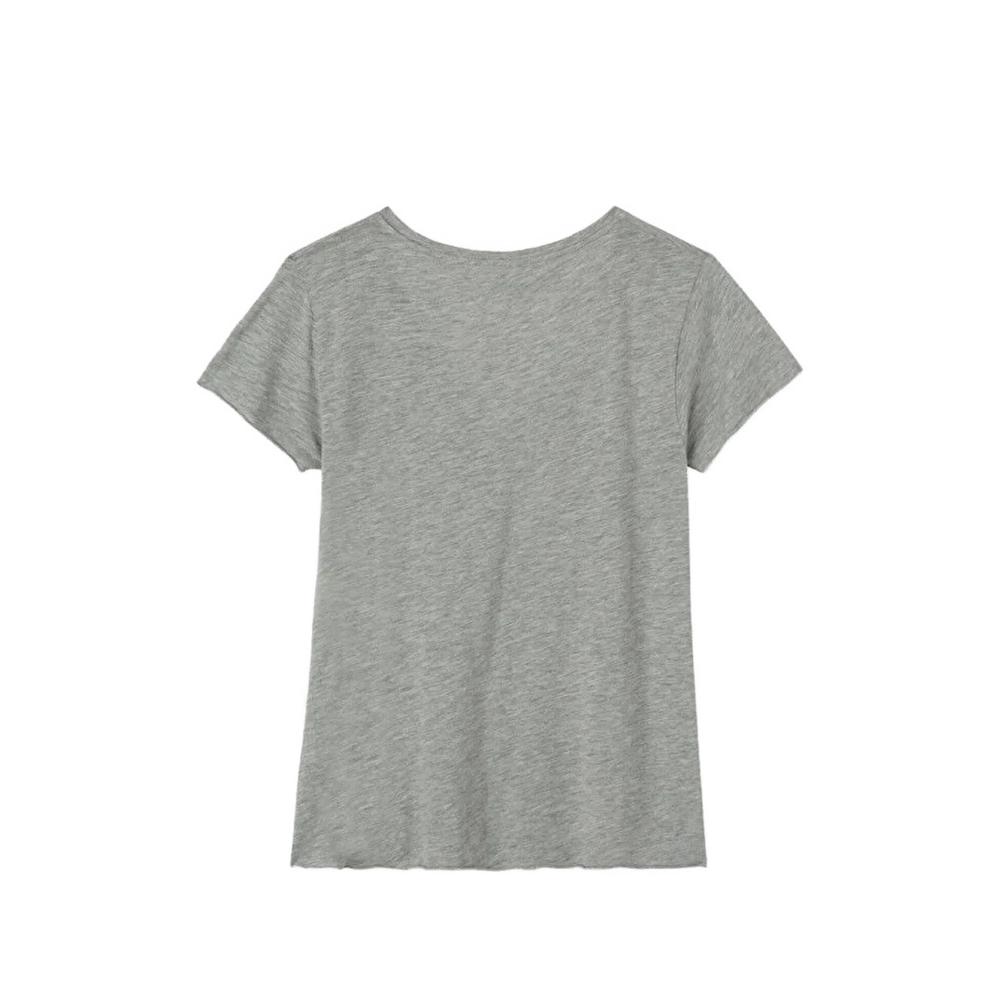 V-neck T-shirt 2