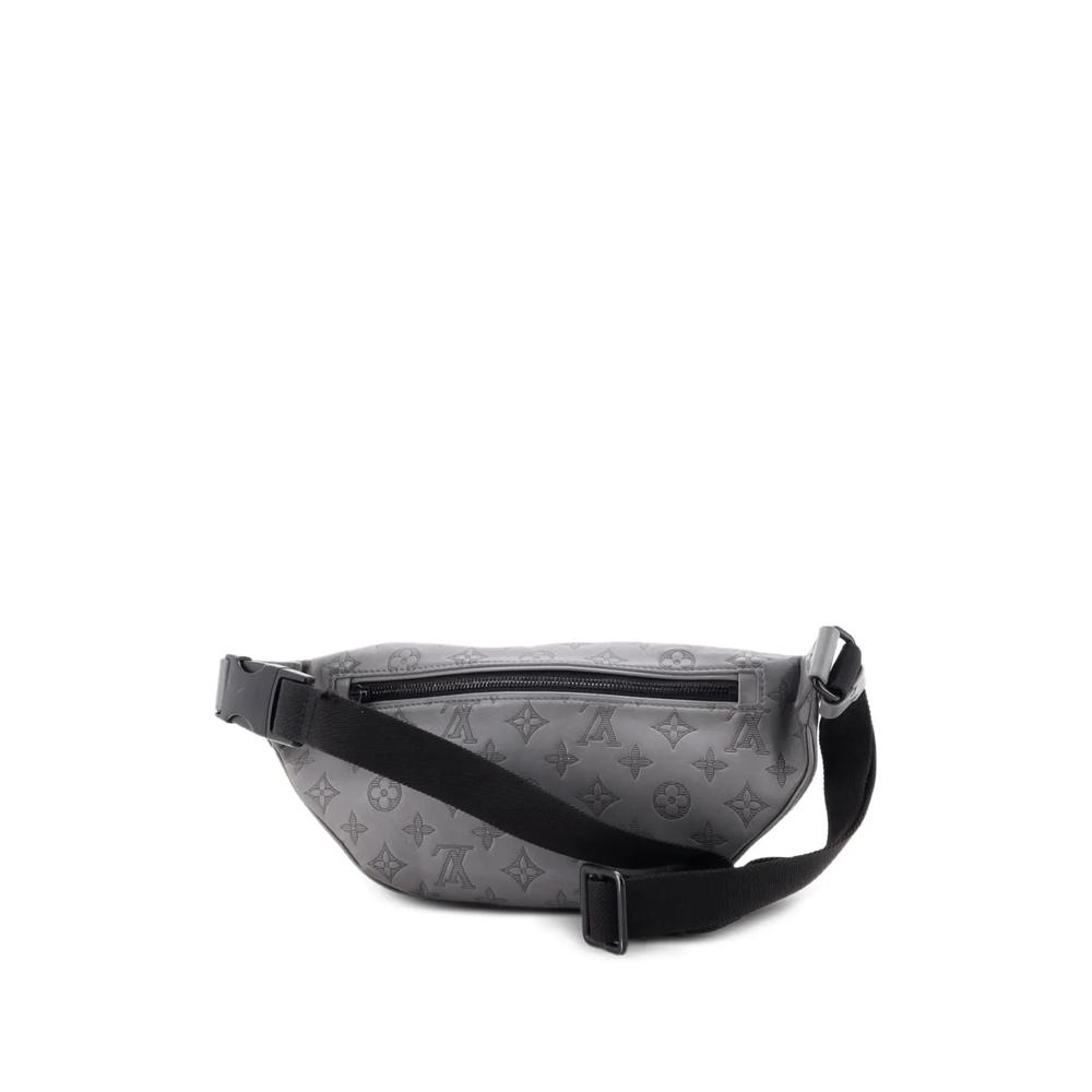 Поясная сумка Discovery Bumbag Monogram Shadow Leather PM 2