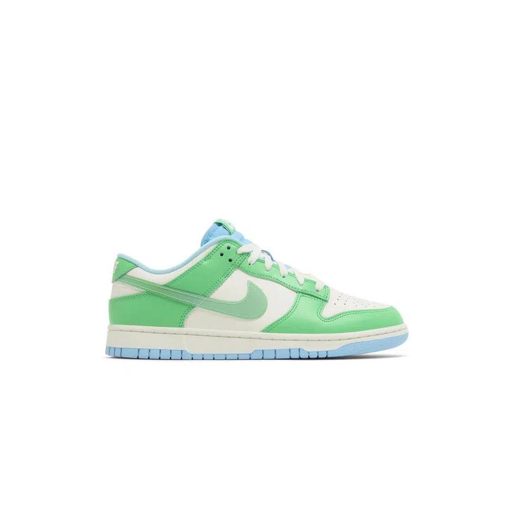 Nike Dunk Low 'Green Shock' 1