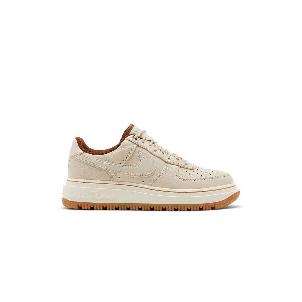 Кроссовки Nike Air Force 1 Luxe 'Pecan' 1