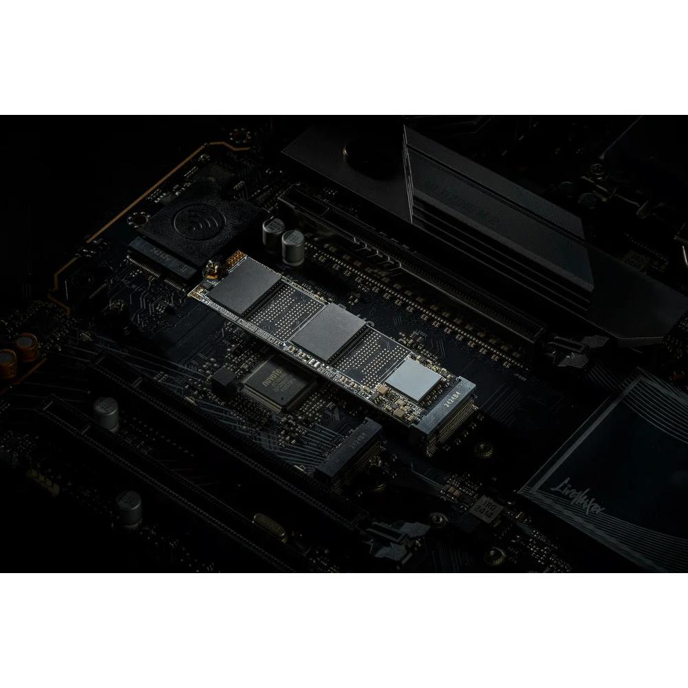 Klevv CRAS C715 1TB PCIe 3.0 NVMe M.2 SSD 8
