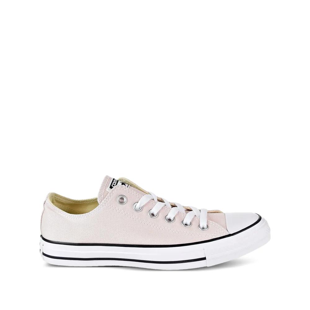 Кеды Chuck Taylor на шнуровке 1