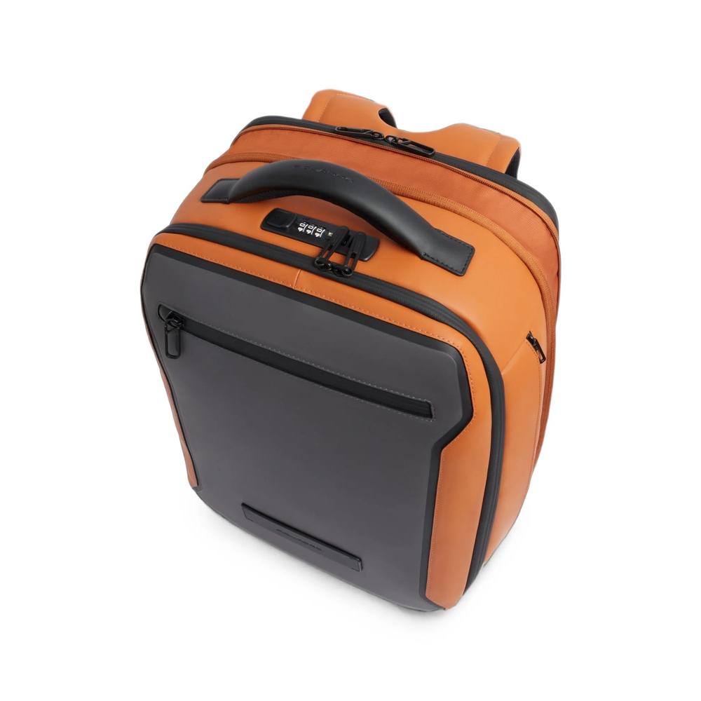 panelled logo-patch backpack 3