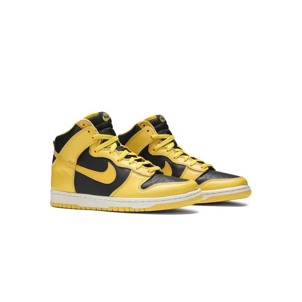 Кроссовки Nike Dunk High Le 8