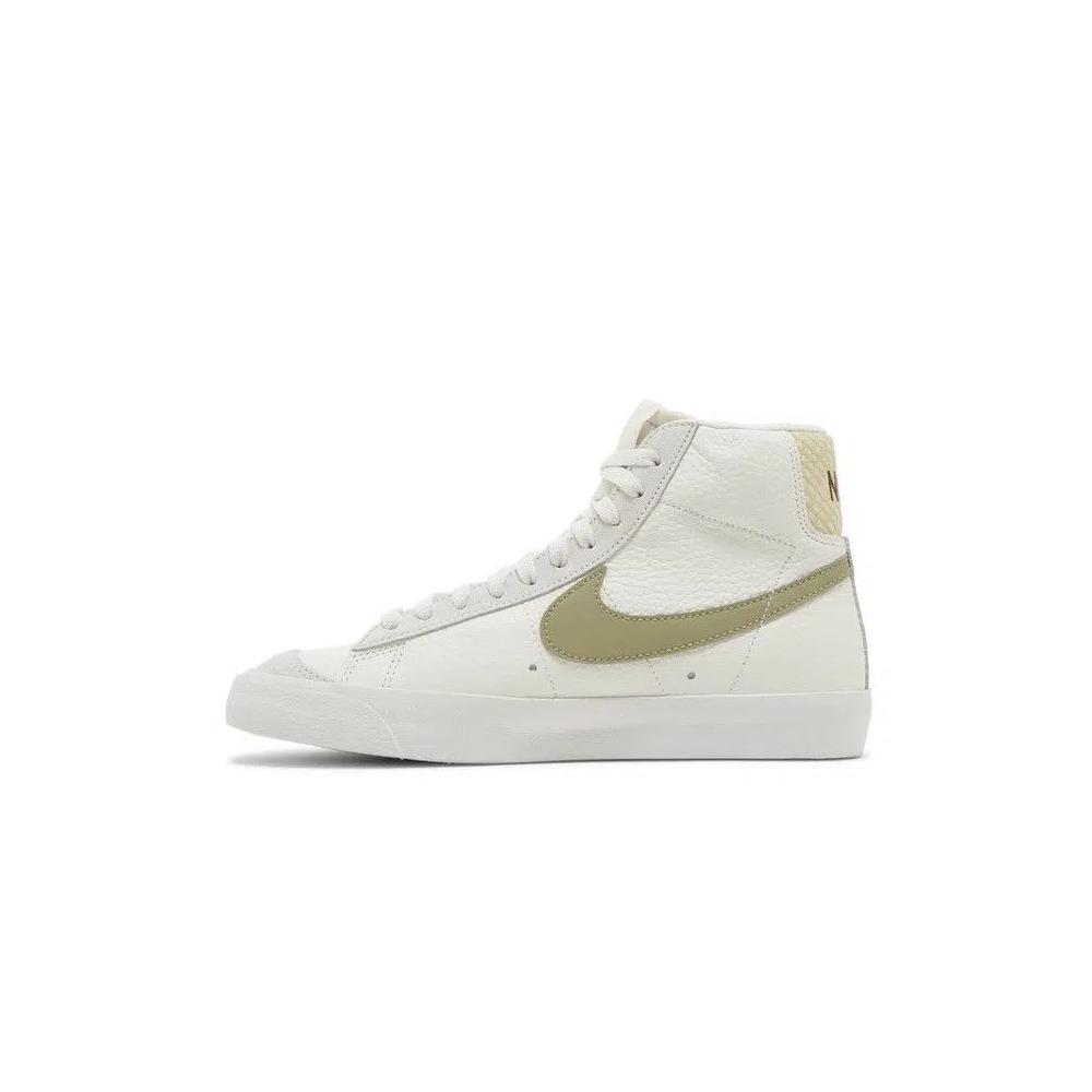 Кроссовки Nike Wmns Blazer Mid '77 'Python Heel' 3