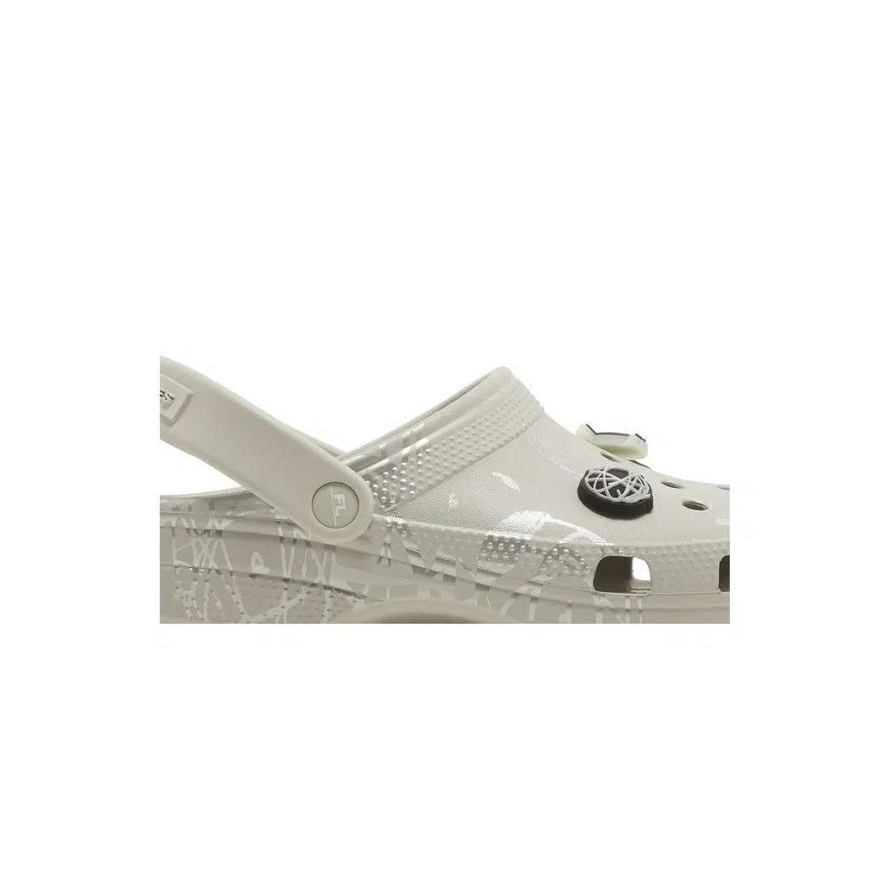 Сабо Futura Laboratories x Crocs Classic Clog 'Pearl White' 2
