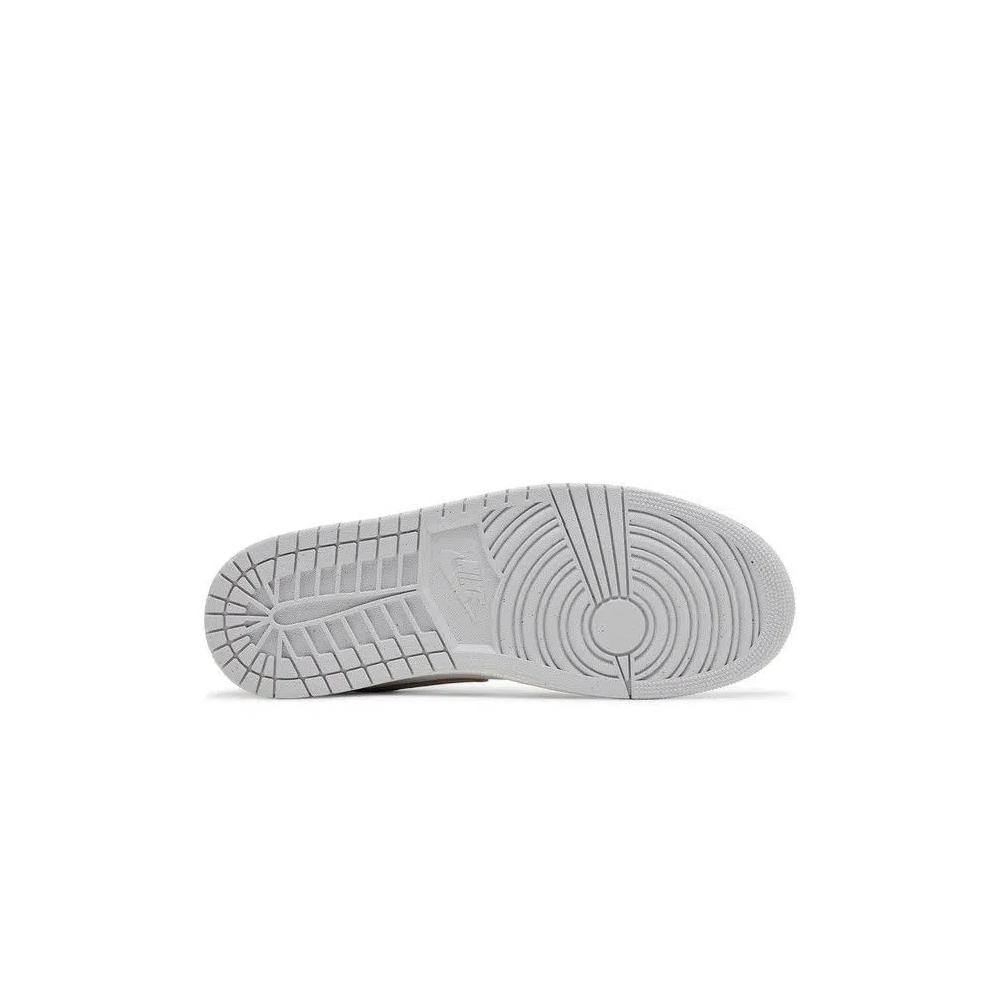 Кроссовки Air Jordan 1 Low SE 'Oxidized Green' 4