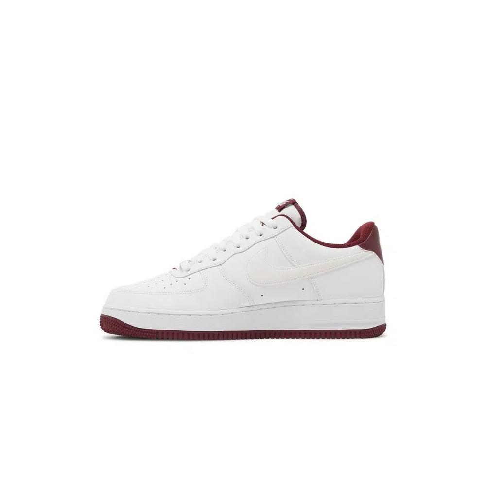 Кроссовки Nike Air Force 1 '07 'White Dark Beetroot' 3
