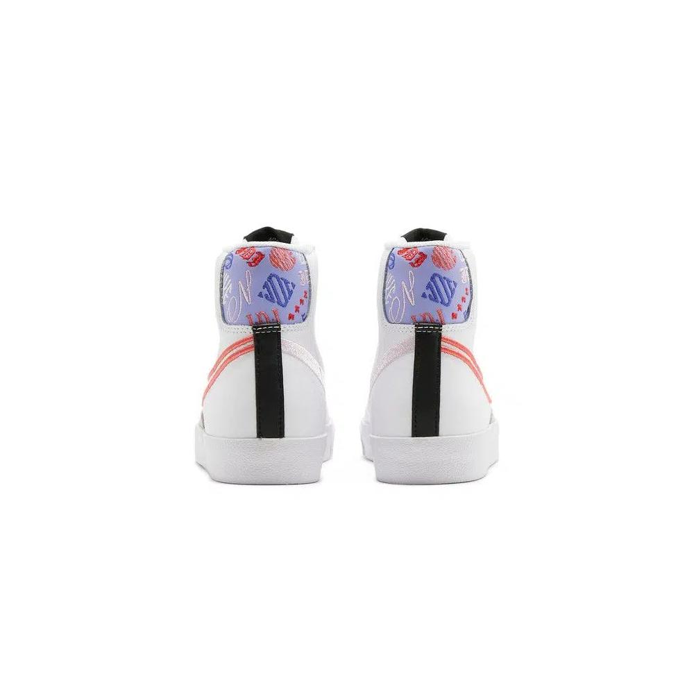 Кроссовки Nike Blazer Mid '77 SE GS 'White Magic Ember' 6