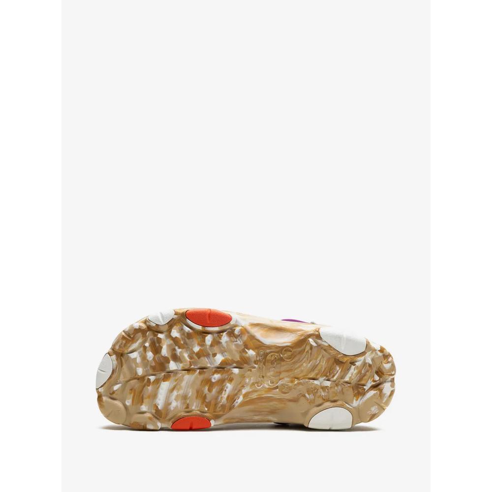 Клоги Classic All-Terrain из коллаборации с Cinnamon Toast 6
