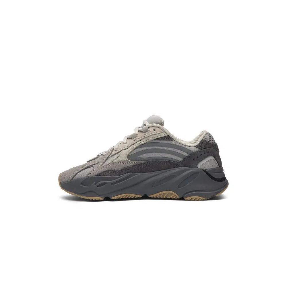 Кроссовки adidas Yeezy Boost 700 V2 'Tephra' 3