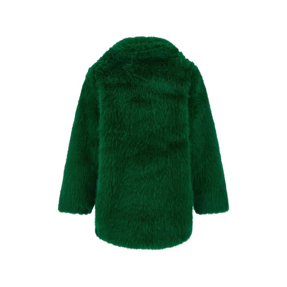 Шуба из искусственного меха с нашивкой 2