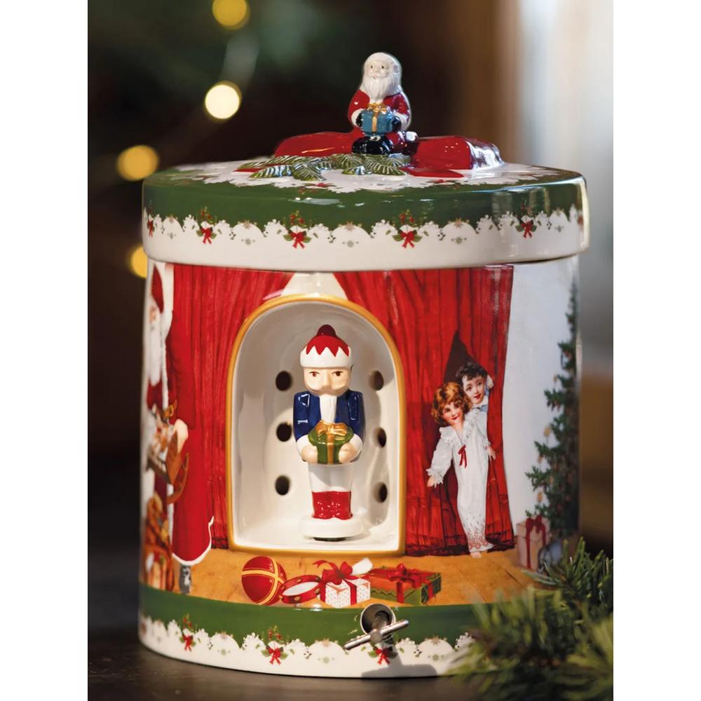 Фарфоровая шкатулка Santa Brings Gifts 2