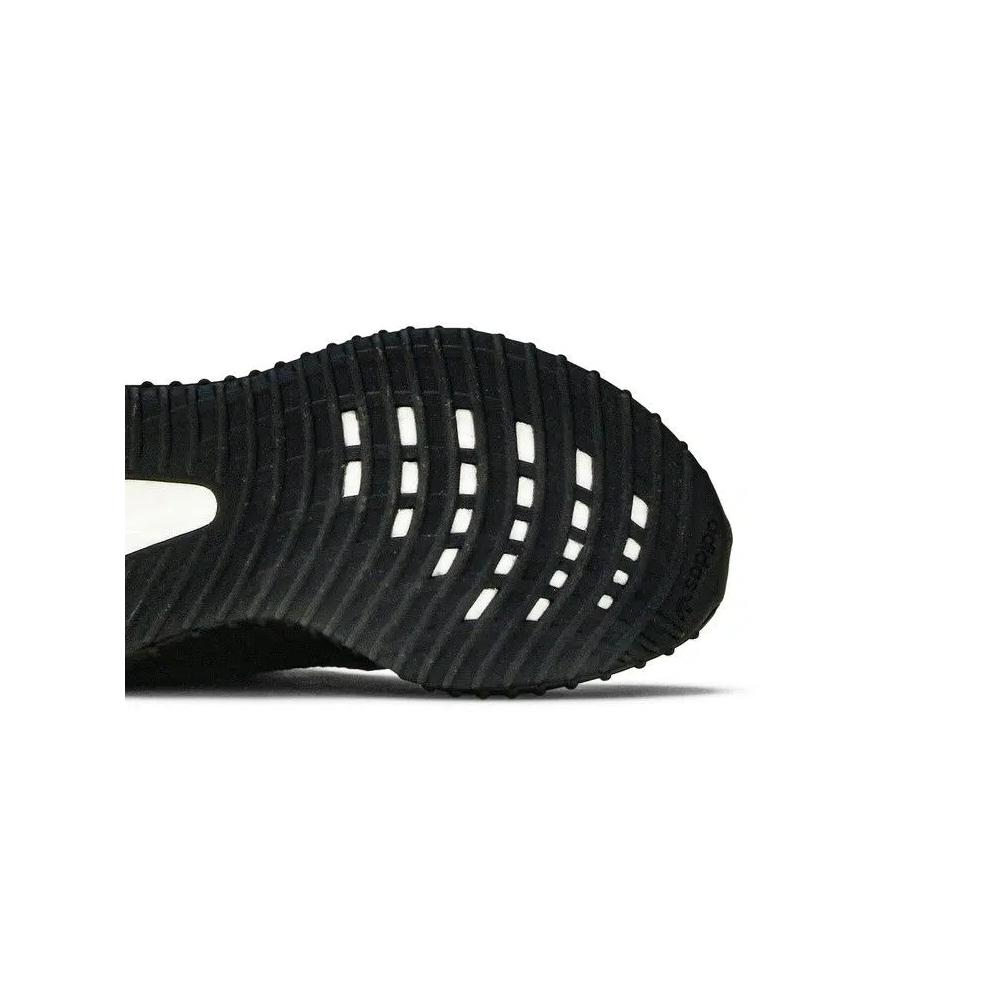 Кроссовки adidas Yeezy Boost 350 V2 Kids 'Bred' 5