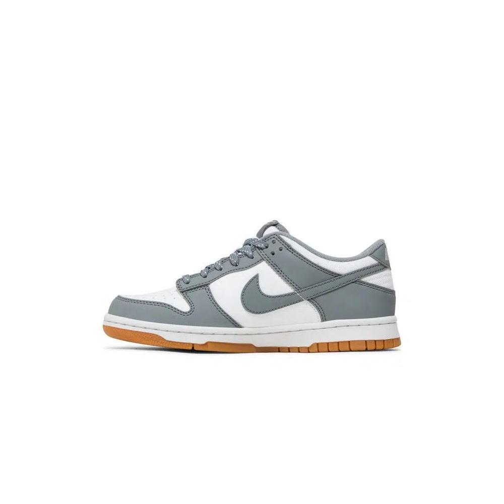 Кроссовки Nike Dunk Low GS 'Reflective Grey' 3