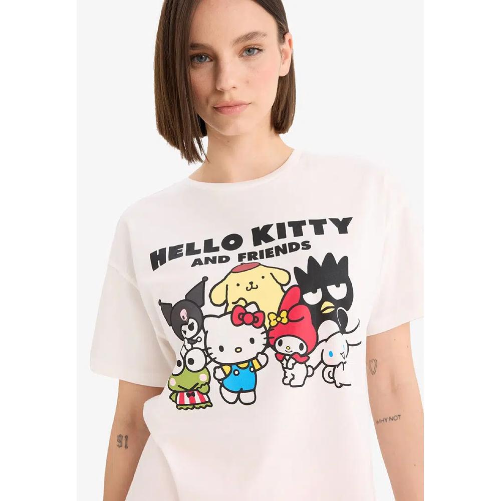 Футболка оверсайз Hello Kitty 3