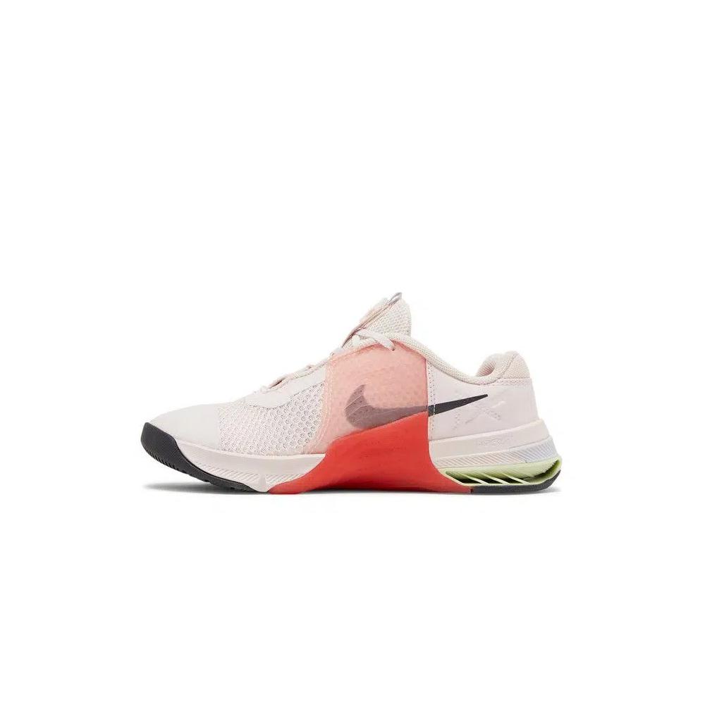 Кроссовки Nike Wmns Metcon 7 'Light Soft Pink Magic Ember' 3