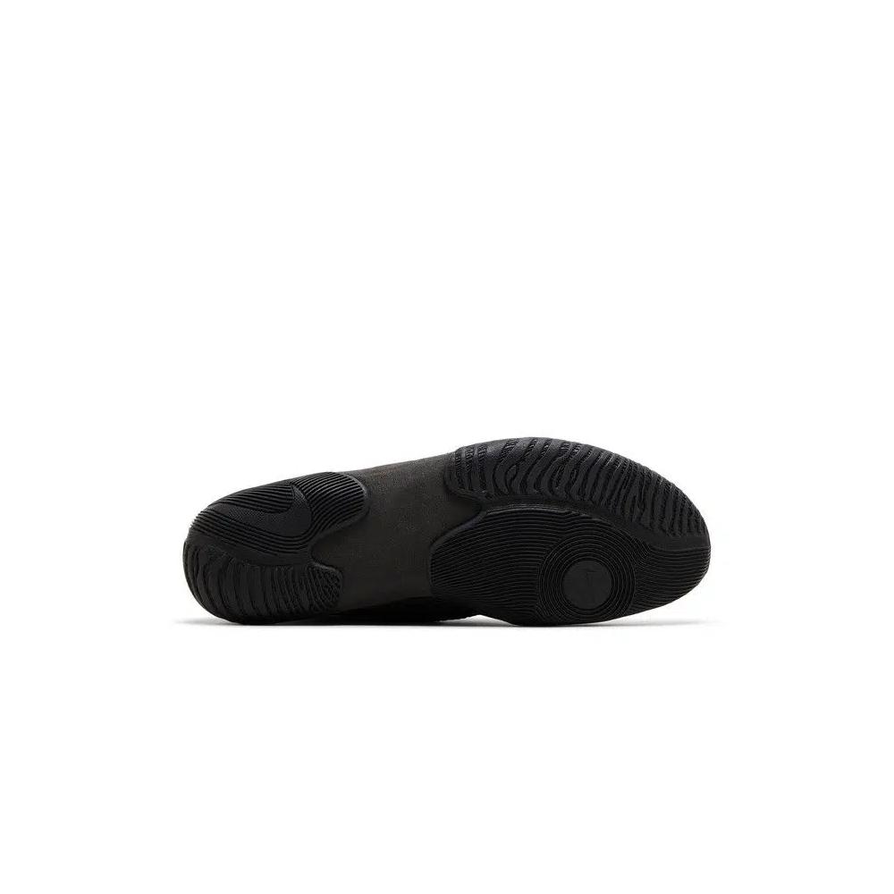 Кроссовки Nike Tawa 'Black Metallic Silver' 4
