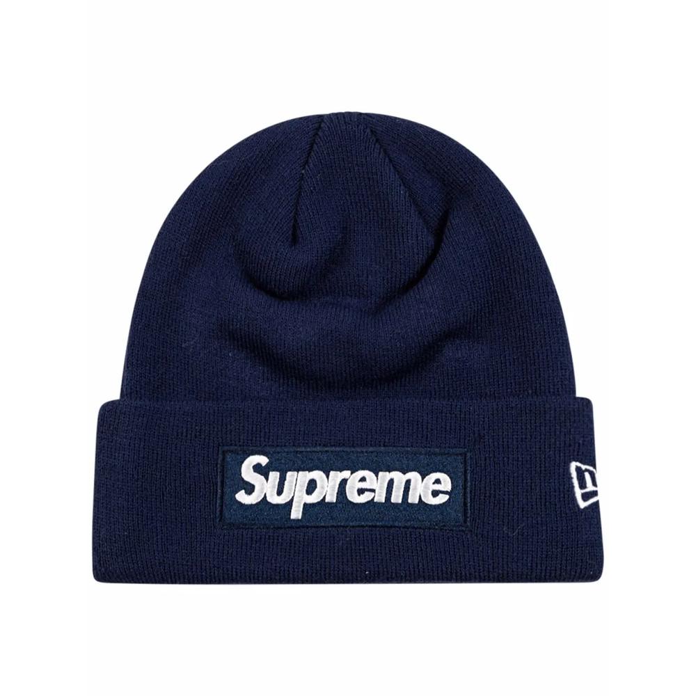 Шапка бини с логотипом из коллаборации с New Era 1