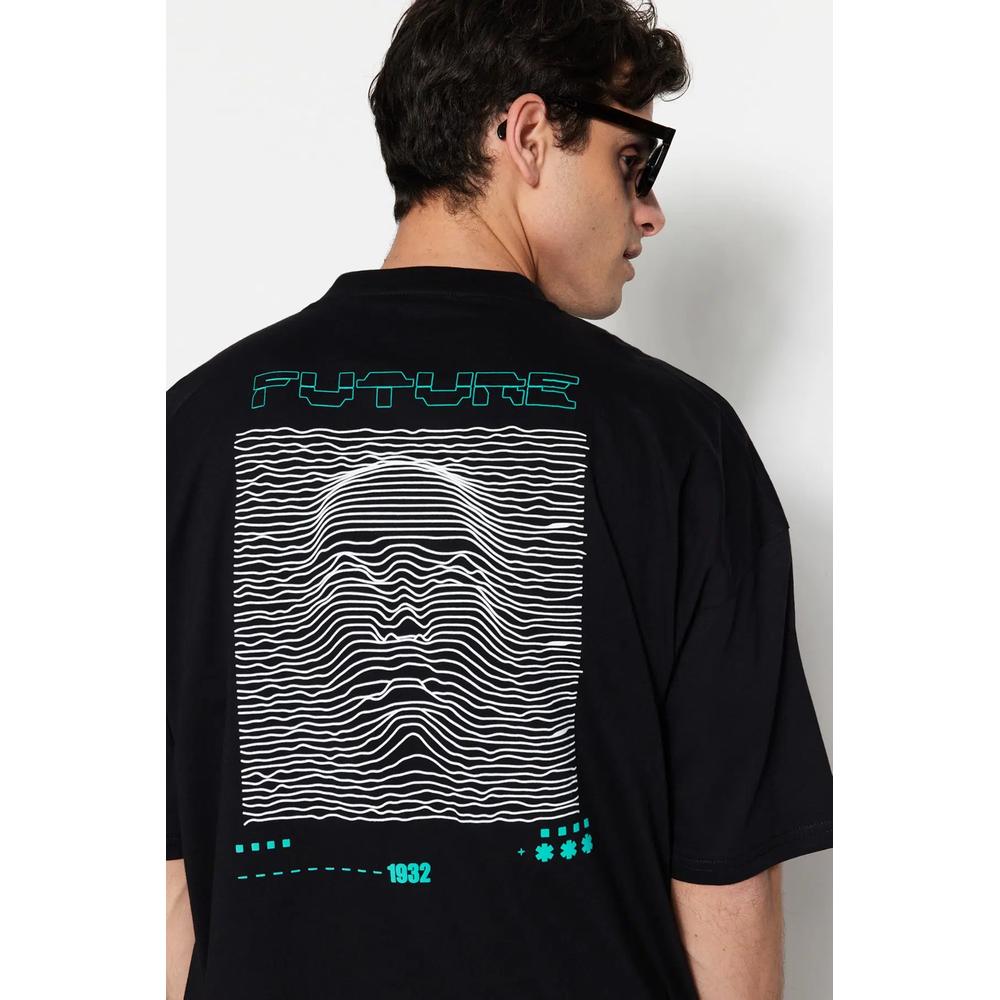 Футболка Future 1